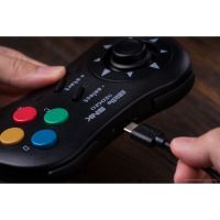 8BitDo NEOGEO Wireless Pad Mai Shir